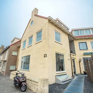 https://bad-zandvoort.zandvoort-hotels.com